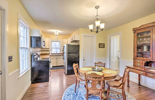Penn Yan House | Victorian Home in Penn Yan ~ 1 Mi to Keuka Lake!