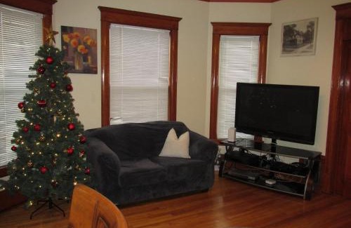 Downtown Minneapolis House | Victorian Home Near Downtown