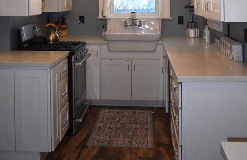Cape Girardeau House | Victorian House - Walkable to beautiful historic downtown Cape Girardeau.