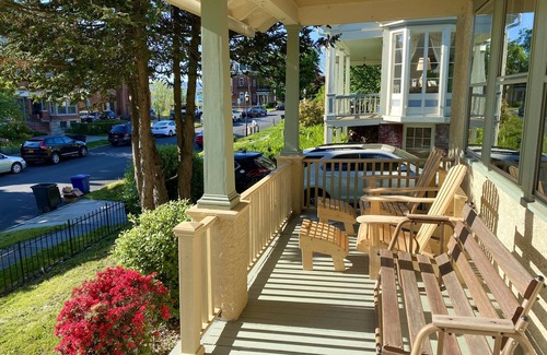 Newburgh House | Victorian house with amazing Hudson River view