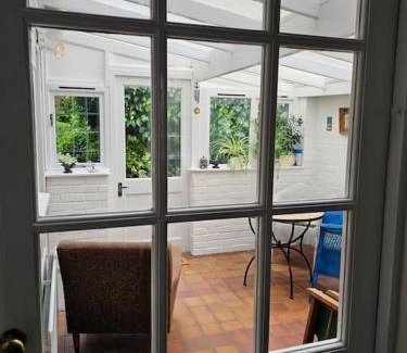 Stony Stratford House | Victorian Retro Cottage in Stony Stratford Centre