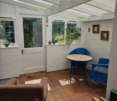 Stony Stratford House | Victorian Retro Cottage in Stony Stratford Centre