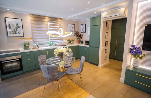 Bucharest City-Centre Apartment | Victoriei Emerald Gem - Designer Apartment