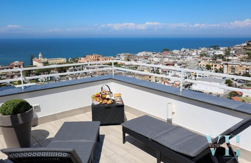 Casamicciola Terme Villa | Victory's Luxury House with Jacuzzi on the Roof