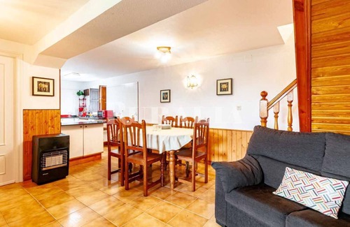 Ribadesella House | Vidª. Vac. Carmen 3- Very close to the coast and the Picos de Europa