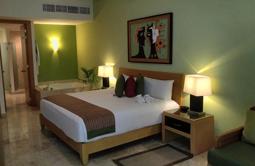 Nuevo Vallarta Hotel | Vidanta Grand Mayan Golf & Spa Resort - Suites Available for Mexican PGA Open!