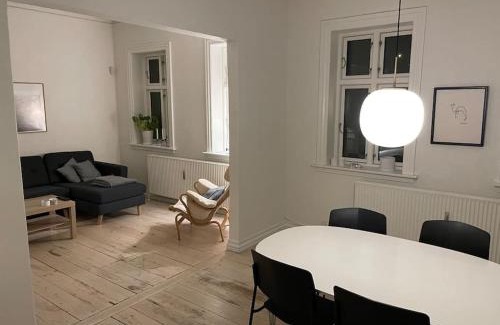 Esbjerg Villa | Vidunderligt byhus, 180m2 i hjertet af Esbjerg.