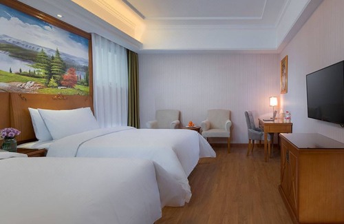 Qingpu Hotel | Vienna Hotel Beiqing Road Branch