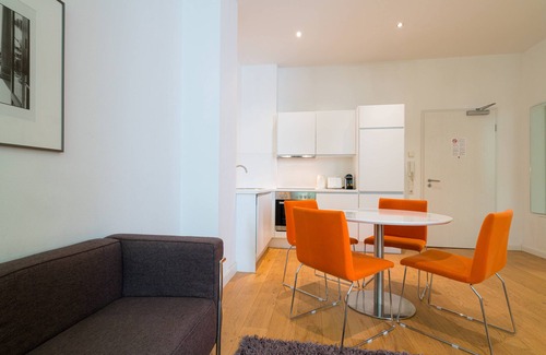Sachsenhausen Apartment | Vienna Residence Frankfurt, Schweizer Platz #6067