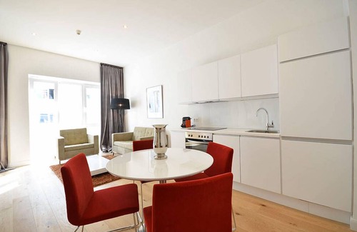 Sachsenhausen Apartment | Vienna Residence Frankfurt, Schweizer Platz #6071
