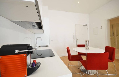 Sachsenhausen Apartment | Vienna Residence Frankfurt, Schweizer Platz #6071