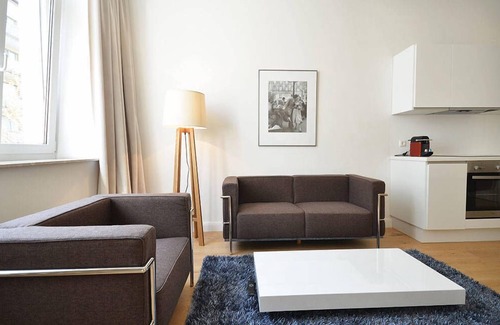 Sachsenhausen Apartment | Vienna Residence Frankfurt, Schweizer Platz #6075