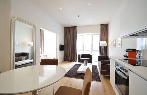 Sachsenhausen Apartment | Vienna Residence Frankfurt, Schweizer Platz #6076