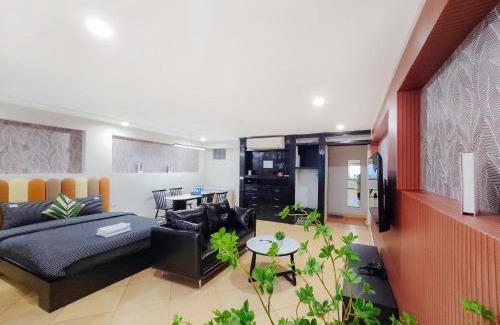 Hang Bai Apartment | VietHOME - 202 The Loft for 4 pax