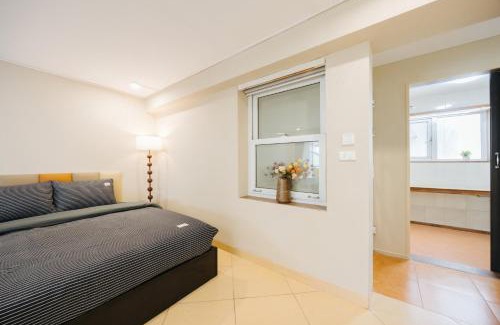 Hang Bai Apartment | VietHOME-The Duplex 67-6pax-Lift Netflix-FREE Laundry