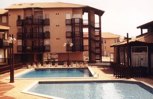 Vieux-Boucau-les-Bains Apartment | Vieux Boucau, along marine lake and beach. Swimming Pool