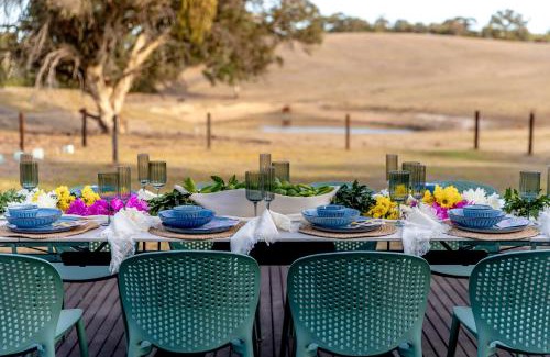 Bridgewater Villa | View! Farm in Bridgewater! Luminous Pond Farm