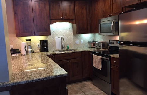 Breckenridge Condo | View of High Peaks, Pristine Setting, Ski-in/out, Indoor Pkg, Steps to Lift