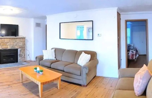Lake Harmony Estates Ski Chalet | View of Lake Harmony from The Cozy Cottage