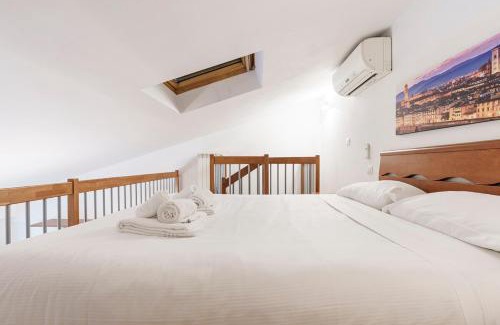 Ricorboli Apartment | view of the Arno Window on the Arno VII wifi, ac