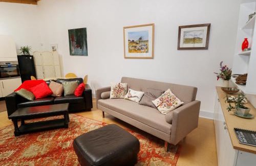 Okehampton House | View The Gallery