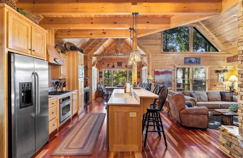 Morganton Cabin | Views for Miles! Outdoor Fireplace~ Hot Tub