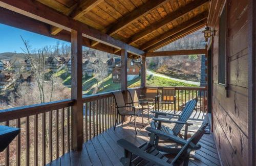 Wolf Laurel House | Views ~ Hot Tub~ 2 Decks~Pool Table~GameRoom~Cabin