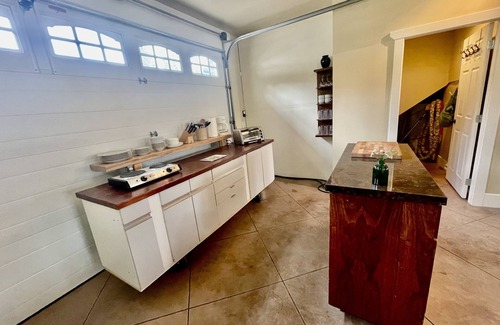 Swansea Point Apartment | Views of Mara lake and Walking Distance to Beaches. Possibility of Boat Slip