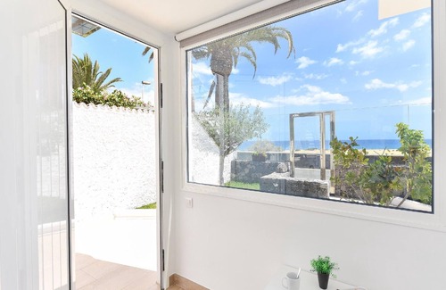 Playa del Ingles Villa | Villa Beachfront del Ingles| Exclusive Accommodation | Breathtaking Views Over.