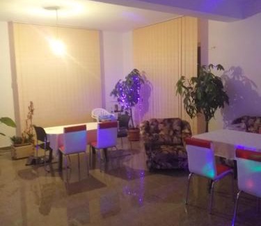 Breaza de Jos House | Vila Elena si Ionut