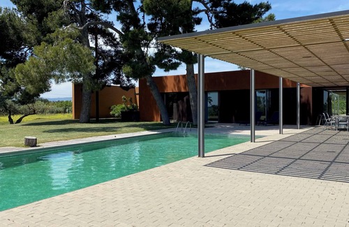 Salou Villa | Vila Más Guardiola, spacious property with swimming pool near Port Aventura