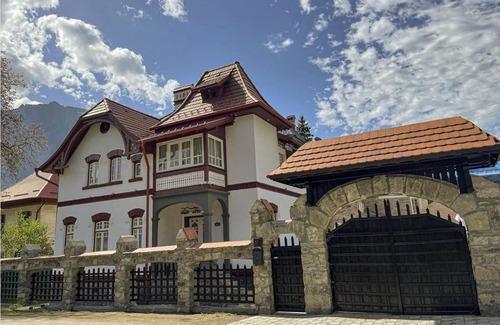 Busteni Villa | Vila Maresal