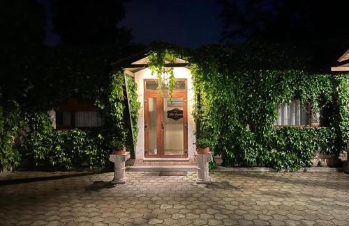 Calea Sever Bocu Villa | Vila Toscana
