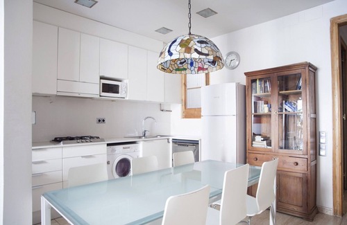 Sant Antoni Apartment | VILADOMAT, large 4bed/2bath with balcony