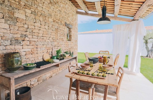 Saint-Clement-des-Baleines Villa | Villa du Phare – Ocean nearby