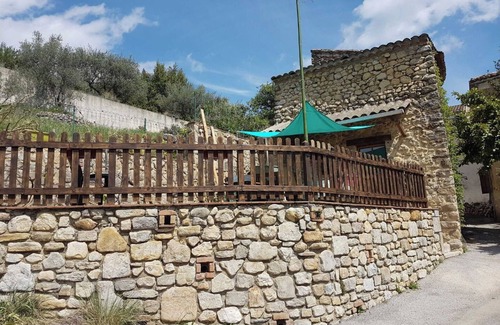 Saint-Sauveur-de-Cruzieres House | Village house and garden, breathtaking view