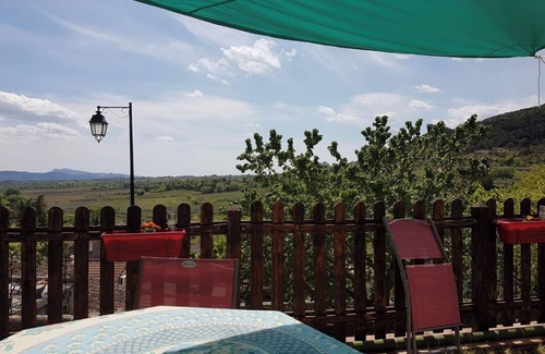 Saint-Sauveur-de-Cruzieres House | Village house and garden, breathtaking view