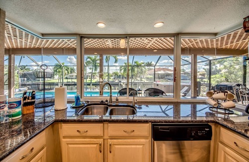 Caloosahatchee House | Villa 1 Bright and Sunny, Open Floor Plan, Pool, Hot Tub