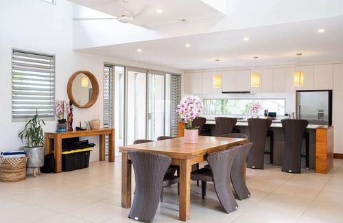 Nadi Villa | Villa 105 - 4BR Private Villa w Private Pool - 5min to Airport