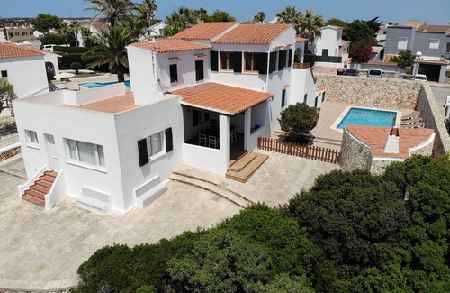 Los Delfines Villa | Villa 11 people + Pool + Barbecue + Descent to the beach
