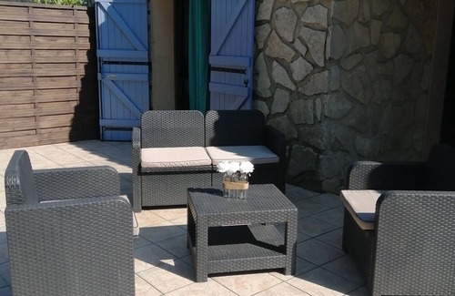 Le Castellet House | Villa . 15mm from the beaches of Bandol, Sanary. 12 km from the Castellet circuit.