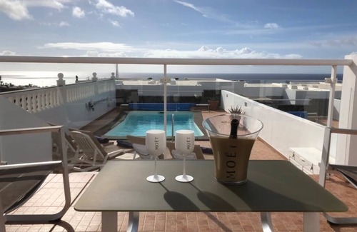 Puerto del Carmen Villa | Villa 2 bedrooms, with private heated pool, sea and mountain views, WIFI