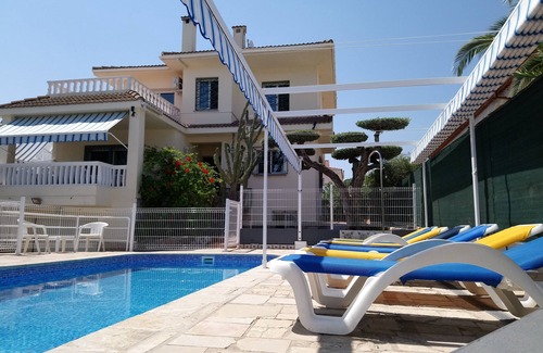 L'Ampolla Villa | VILLA 200 MTS FROM THE SANDY BEACH + 5 BEDROOMS (WITH AIR C.) + PRIVATE POOL