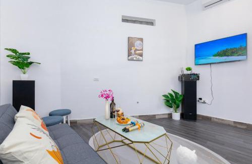 Vung Tau Villa | Villa 28 LLQ - Hồ Bơi Vũng Tàu Gần Biển Free Bida - Karaoke