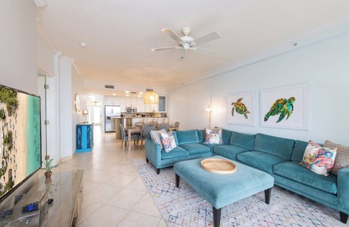 Seven Mile Beach Villa | Villa 3, Ground floor, 3 bedroom, 3 bathroom, oceanfront, fully equipped.
