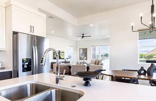 Bloomington Condo | Villa 34 brand new listing!