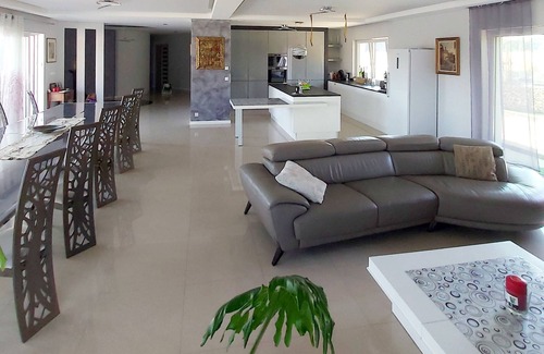 Juvigny Villa | Villa 5*, 15 persons, Swimming pool 20 min from Geneva