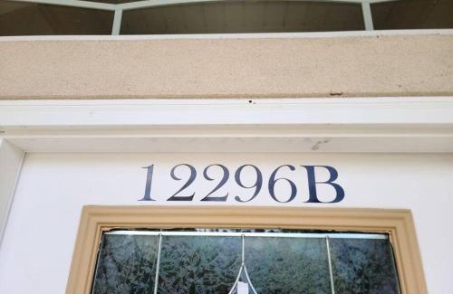 Pine Grove Apartment | Villa 5