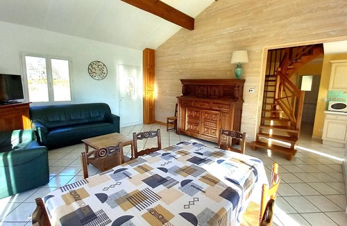 Loubressac House | Villa 6-8 pers with swimming pool in the medieval village of Loubressac