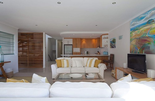 Coolum Beach Villa | Villa 7 Ocean Views, Spacious, Pool